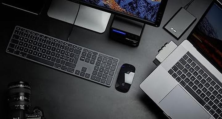 Productafbeelding LMP USB numeriek toetsenbord KB-1243, 110 toetsen, 2x USB, aluminium, Italiaanse indeling, macOS, space (IT, Bedraad)