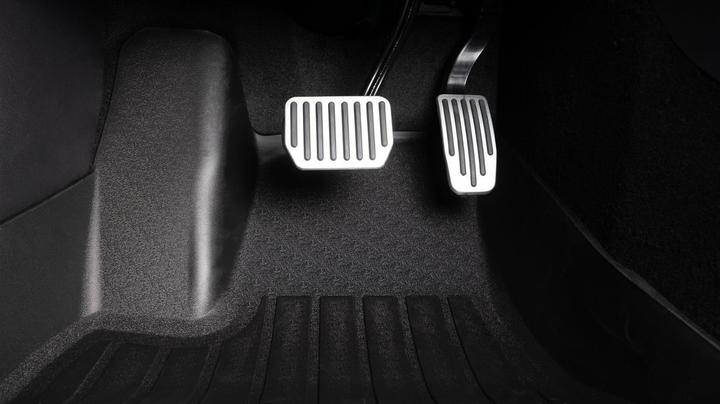Actual product image 2befair Premium interior rubber mats set for the Tesla Model 3 (2 front mats + 2 rear mats)
