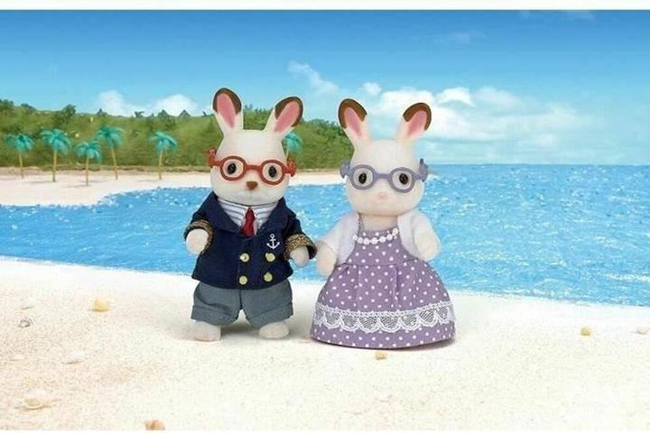 Actual product image Sylvanian Families Chocolate bunnies: Grandparents Else and Reinhard