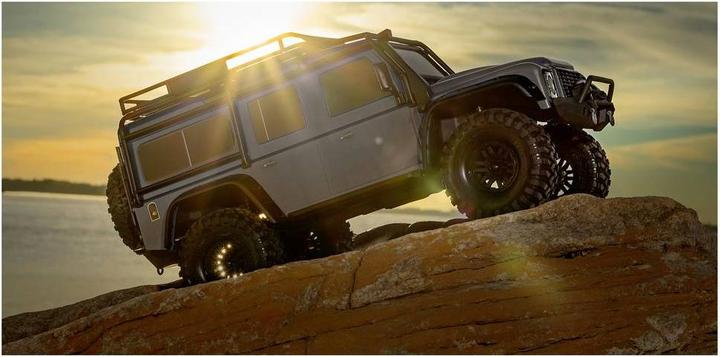 Actual product image Traxxas CRAWLER LAND ROVER 1:10 4WD EP RTR GREEN - CLIPLESS OHNE LadegerÃ¤t und OHNE Akku (RTR Ready-to-Run)