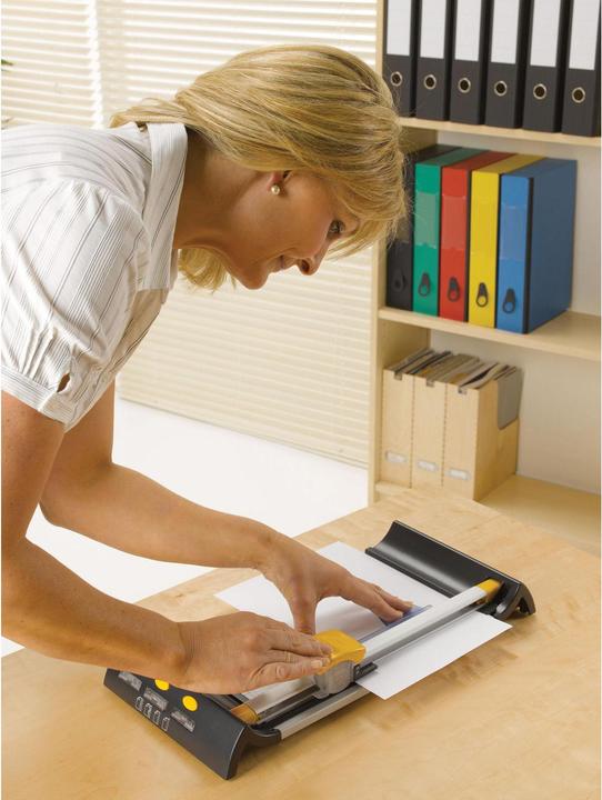 Immagine prodotto Fellowes PROTON - Macchina da taglio (10 lamelle, A4)