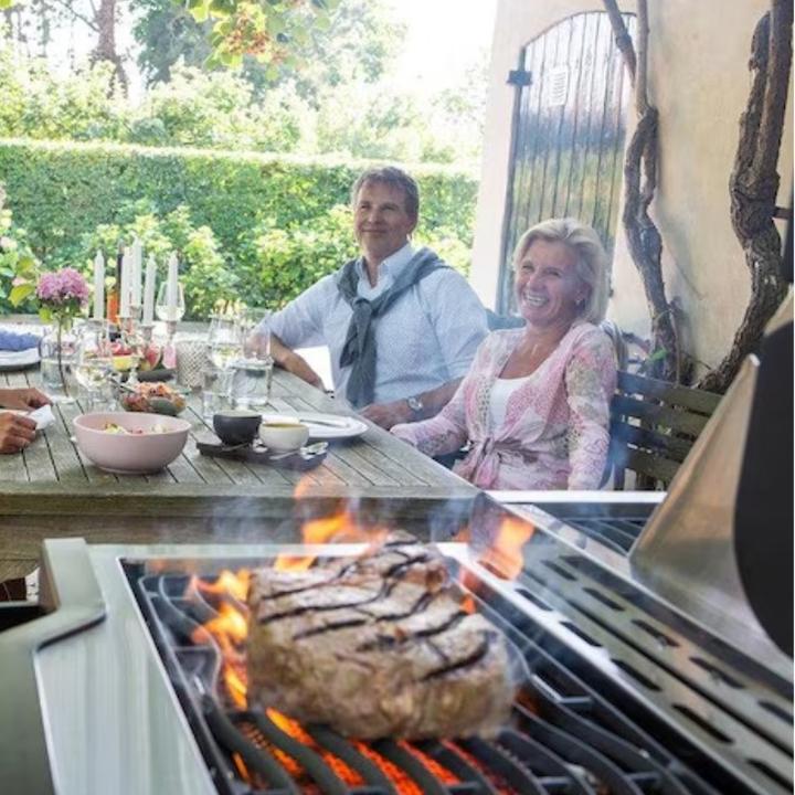 Image du produit Napoleon Grill Legend 485 Acier inoxydable (17.20 kW)