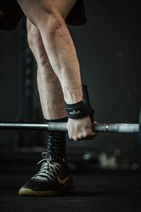 Actual product image Reeva Lifting Straps mit Polsterung – Gewichthebe-Straps Schwarz, Powerlifting & Fitness Trainingsgu