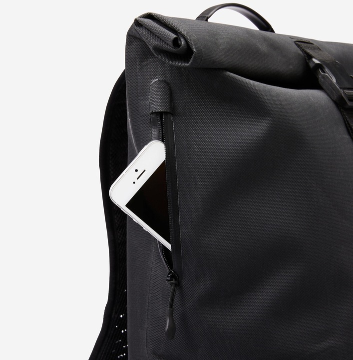 Actual product image Btwin Speed 900 Backpack - Black (25 l)