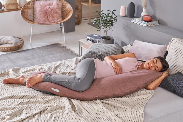 Produktbild Theraline Stillkissen "Das Original" mit Polyester Hohlfaser Füllung inkl. Bezug 190 cm (38 cm)