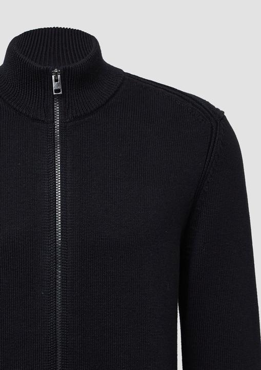 Produktbild s.Oliver Strickjacke Baumwoll-Strickjacke mit Stehkragen und Logo-Patch (L)