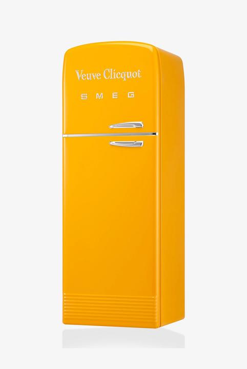 Actual product image Delicatessa Veuve Clicquot Brut Yellow Label SMEG Fridge (1 x 75 cl)