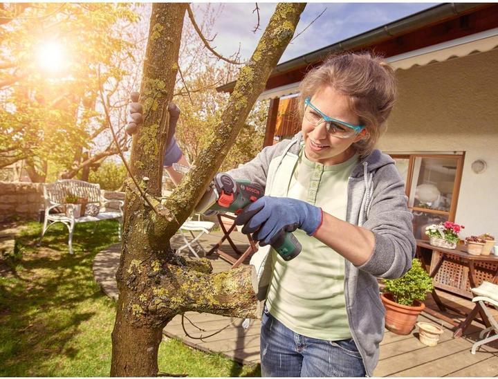 Produktbild Bosch Home & Garden EasyCut 12 (Akku Kettensäge)