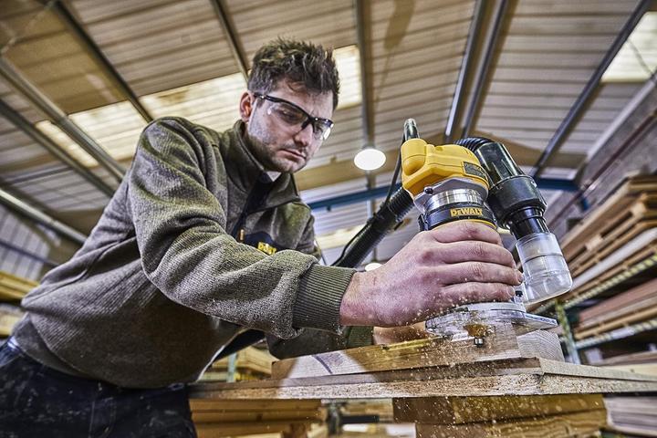 Produktbild DeWalt Oberfräse