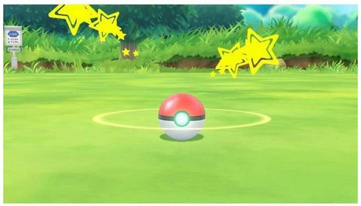 Actual product image Nintendo Pokémon: Let's Go, Pikachu! (Switch, FR)