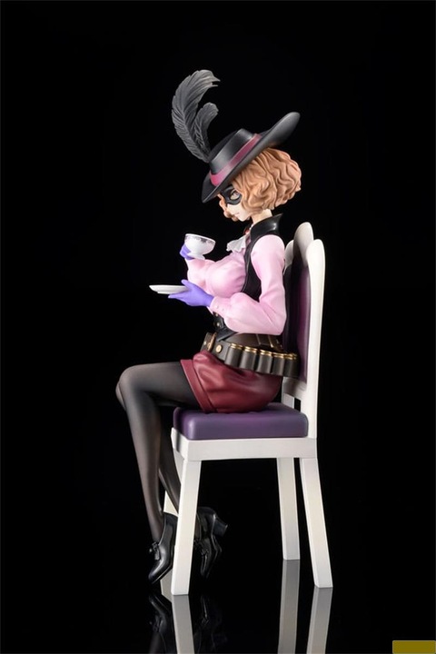 Actual product image Amakuni Persona 5 statuette PVC 1/7 Royal Haru Okumura Phantom Thief Ver. (Reproduction) 23 cm