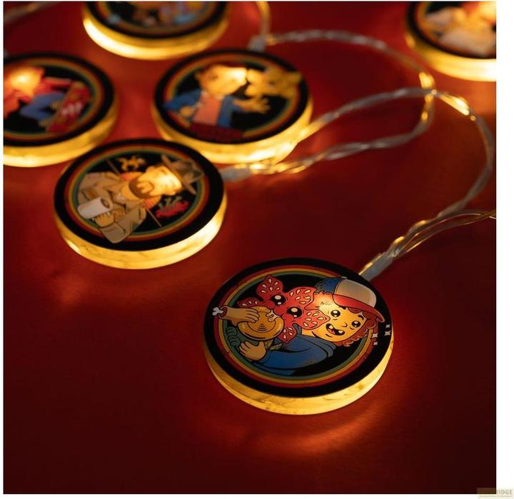 Produktbild Fizz Creations Stranger Things Lichterkette Characters (3.15 m)