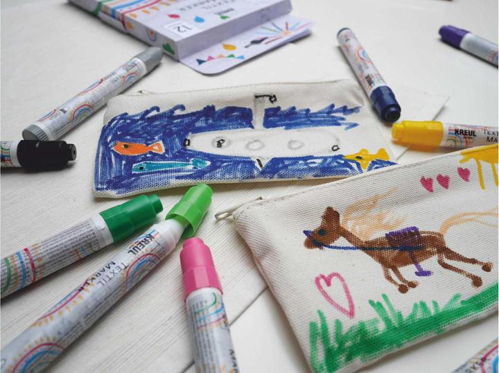 Produktbild Kreul T-Shirt-Painter (Braun, Orange, Violett, Grau, Schwarz, Pink, Grün, Blau, Rot, Hellblau, 4 mm, 12 x)