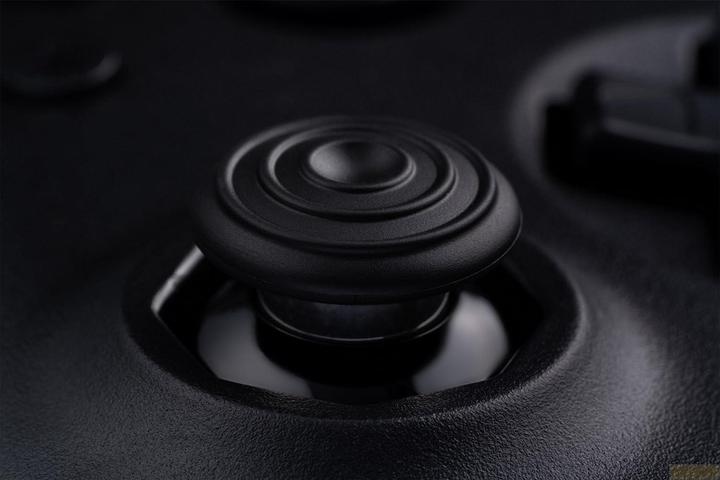 Immagine prodotto 8bitdo 64 Bluetooth (Switch, Switch 2, Windows, Android)