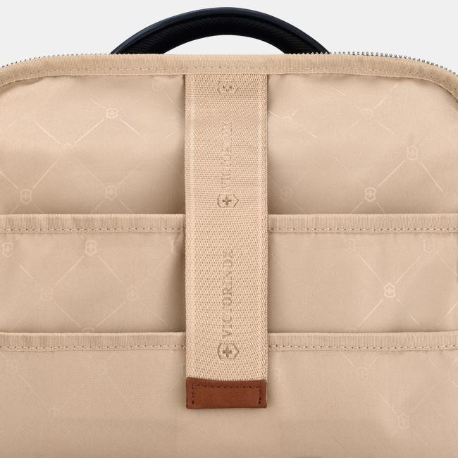 Immagine prodotto Victorinox Victoria Signature Deluxe Backpack (18 l)