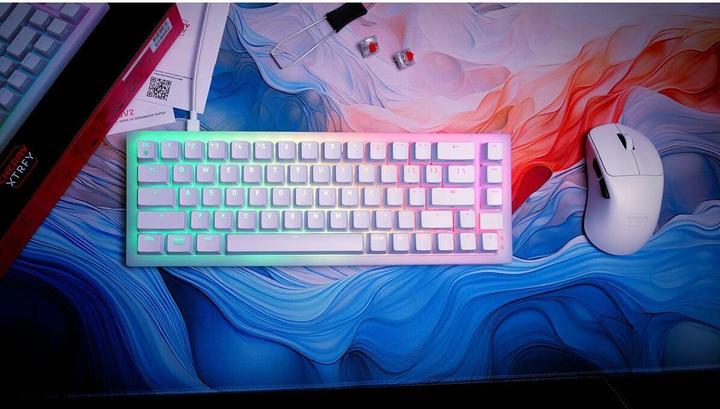 Actual product image CHERRY xtrfy K5V2 65% / FR / WHITE (FR, Cable)