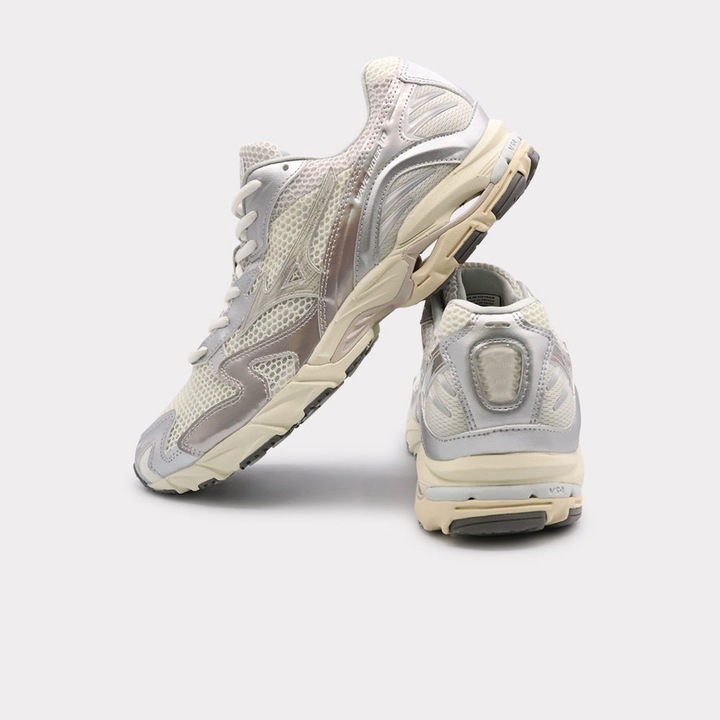Actual product image Mizuno WAVE RIDER 10 (41)