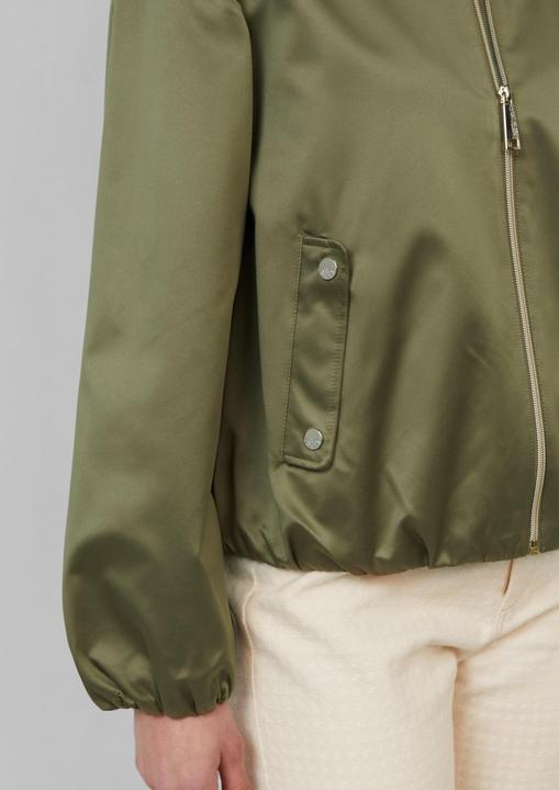 Immagine prodotto S.Oliver Outdoor-Jacke Satinierter Oversize-Blouson mit elastischem Saum (38)