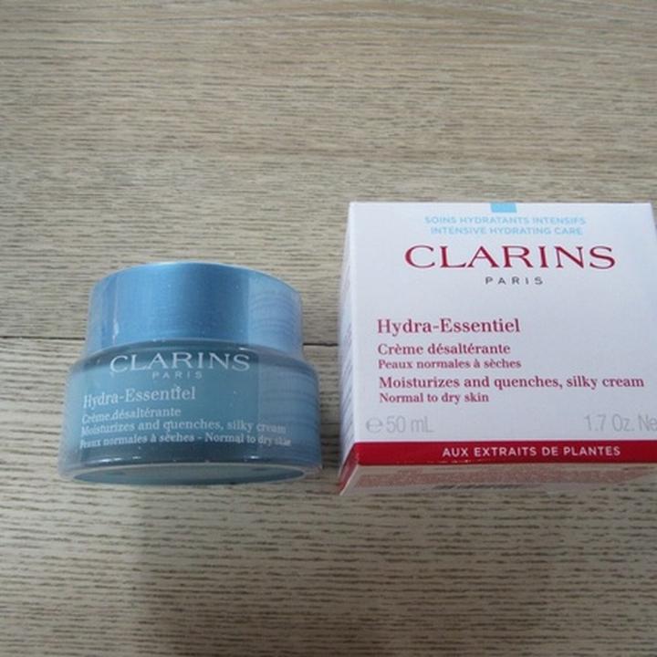 Actual product image Clarins Hydra-Essentiel (50 ml, 24h cream)