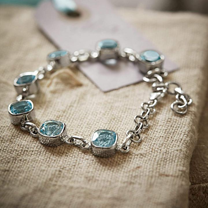 Produktbild Loberon Armband Lilianne silber/blau (16 cm, Verzierung: Topas-Edelstein, Kette: 925er Sterlingsilber)