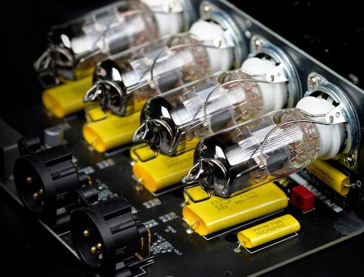 Image du produit FiiO Warmer R2r (Écran, Réglage du son, USB-DAC)