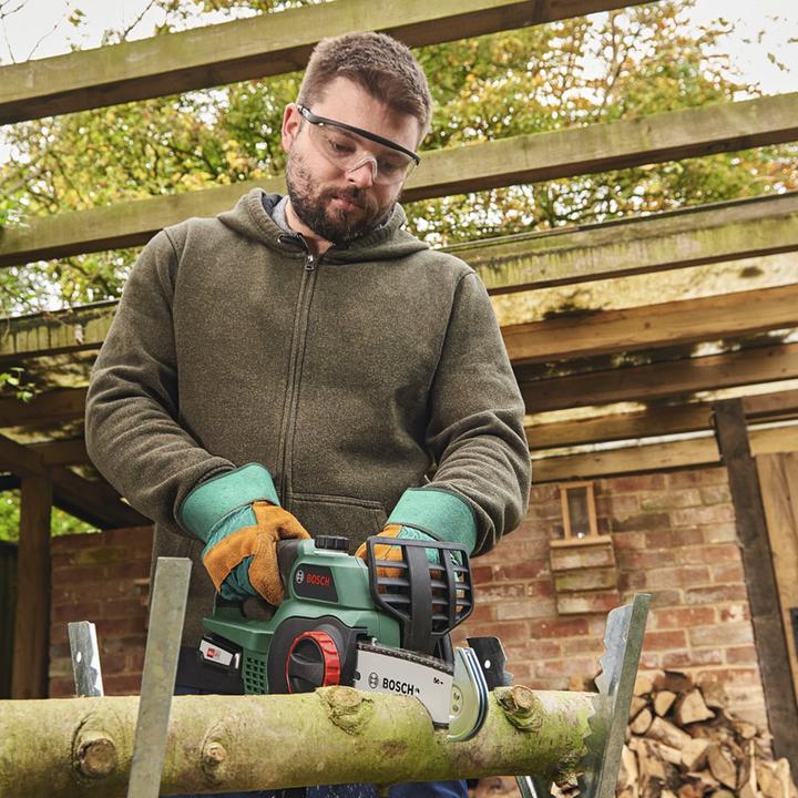 Actual product image Bosch Home & Garden Universal Chain (Battery chain saw)