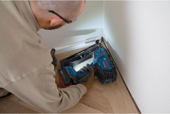 Image du produit Bosch Professional Cloueur à bois sans fil BOSC