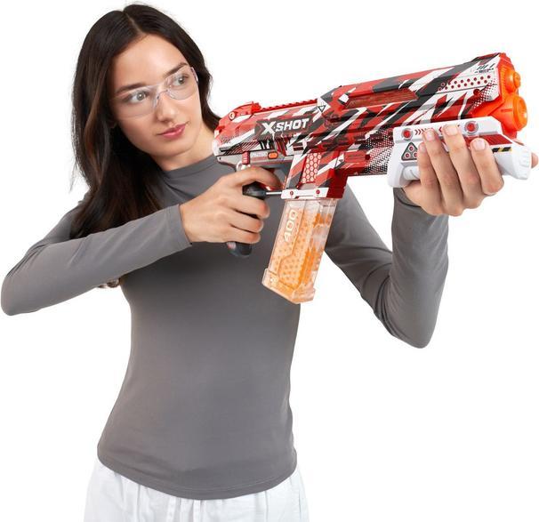 Actual product image Zuru X-SHOT Hyper Gel Clutch Blaster with gel balls - EN71