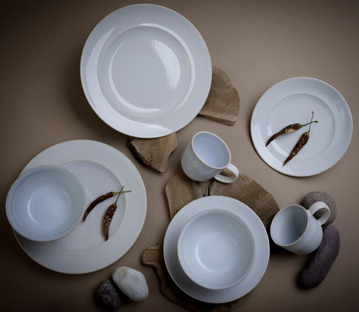 Produktbild CreaTable Geschirr–Set Antique, 16–teilig für 4 Personen, mit Rillenstruktur (16 Stk.)