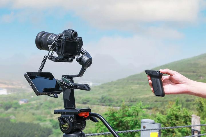 Image du produit FeiYu Tech SCORP3 Kit 3-Axis Handheld Gimbal for Camera (Universel, 3.50 kg)