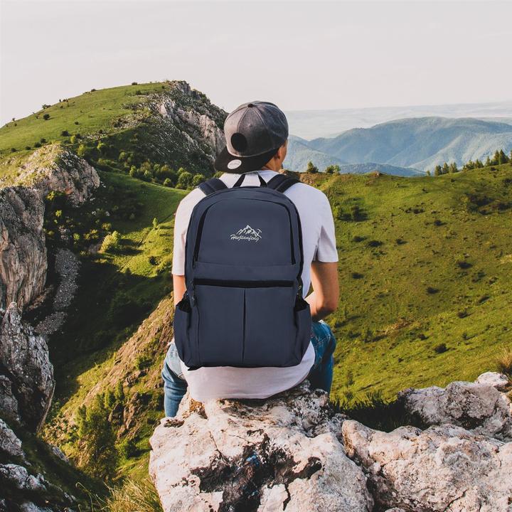 Actual product image Intirilife Foldable backpack in dark blue (36 l)