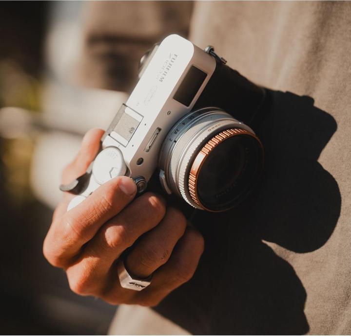 Produktbild PolarPro CineBlack 1/2 Density Filter – 77 mm, Objektivfilter (77 mm, Black Mist Filter, Diffusionsfilter, ND- / Graufilter)