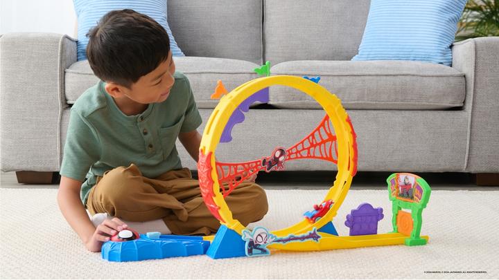Actual product image Spiderman Spidey 61cm looping race track with exclusive diecast vehicle