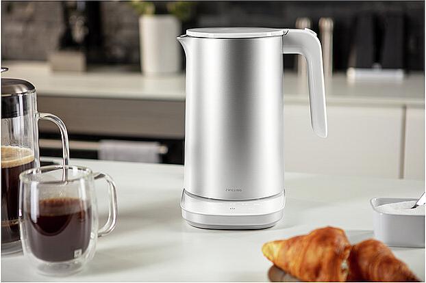 Actual product image Zwilling PRO Kettle (1.50 l)