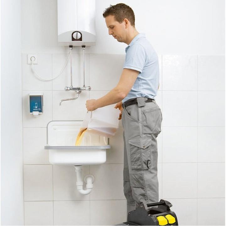 Produktbild Kärcher Professional Waschsauger Puzzi 8/1 C (Nass-Trockensauger)
