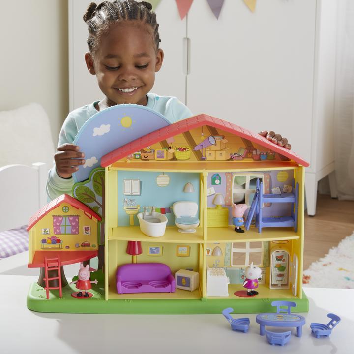Actual product image Hasbro Peppa's Playtime to Bedtime House