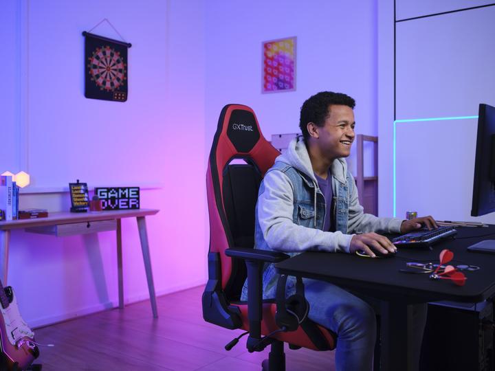 Produktbild Trust GXT714 RUYA Gaming-Stuhl Schwarz/Rot