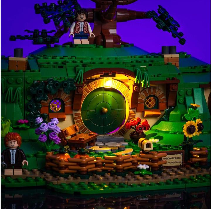 Actual product image Light my bricks LMB 2.0 LEGO® 10354# The Lord of the Rings The Shire Light Kit