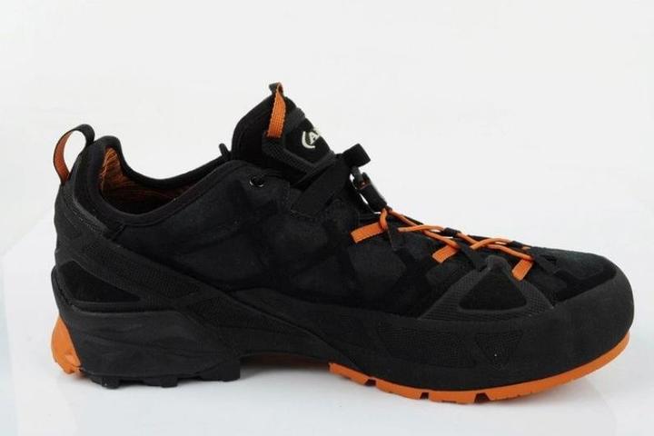 Actual product image AKU Rock DFS GTX shoes (46)