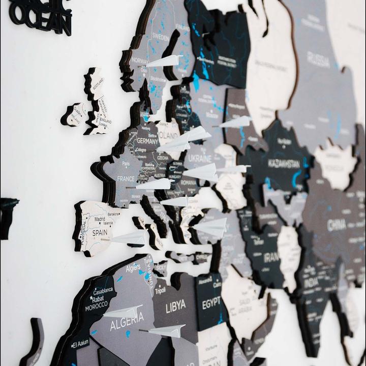 Actual product image Enjoy The Wood 3D world map (120 x 200 cm)