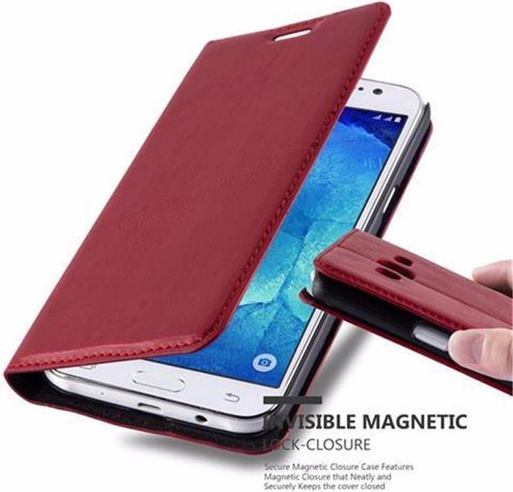 Apple red