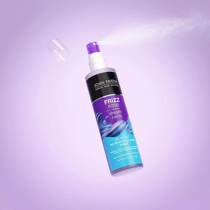 Actual product image John Frieda Frizz Ease Spray Oil Infused Waved Revival Dream Curls (150 ml)
