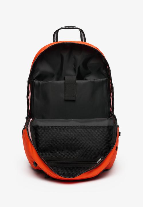Actual product image Superdry Outdoor (28 l)
