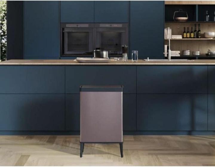 Actual product image Curver Verto High - Prullenbak 54L - Rose - 44x27x69cm (54 l)