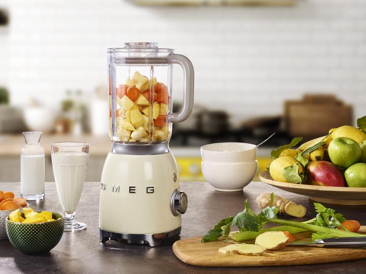 Produktbild Smeg BLF03CREU (800 W)