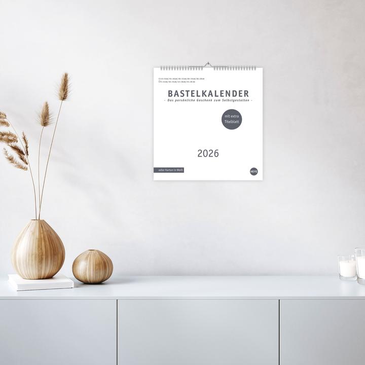 Actual product image Premium-Bastelkalender weiss gross 2026 (32 x 33 cm, Hardcover, German)