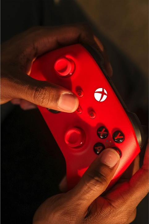 Immagine prodotto Microsoft Xbox Wireless Controller - Pulse Red (Xbox One S, Xbox Serie S, PC, Xbox One X, Xbox Series X)