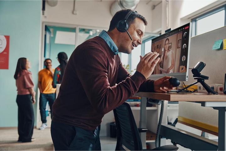 Image du produit Poly Voyager Focus 2 (Sans fil, Filaire, USB-C)