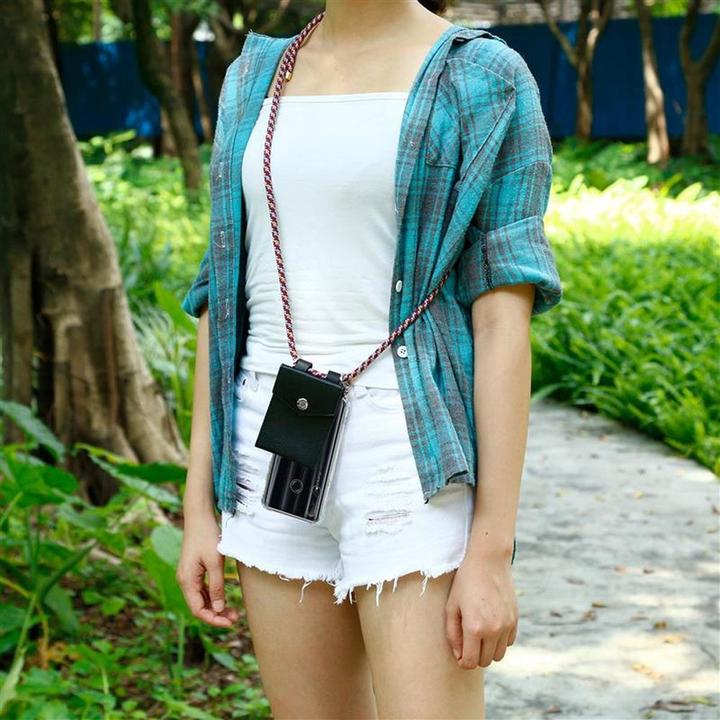 Produktbild Cadorabo TPU Handy Kette SILBER Cover