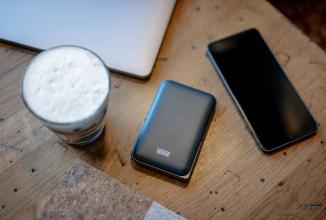 Actual product image Newell Powerbank MS-10000 MagSafe 10000 mAh PD 20 W - grey (10000 mAh, 20 W, 37 Wh)